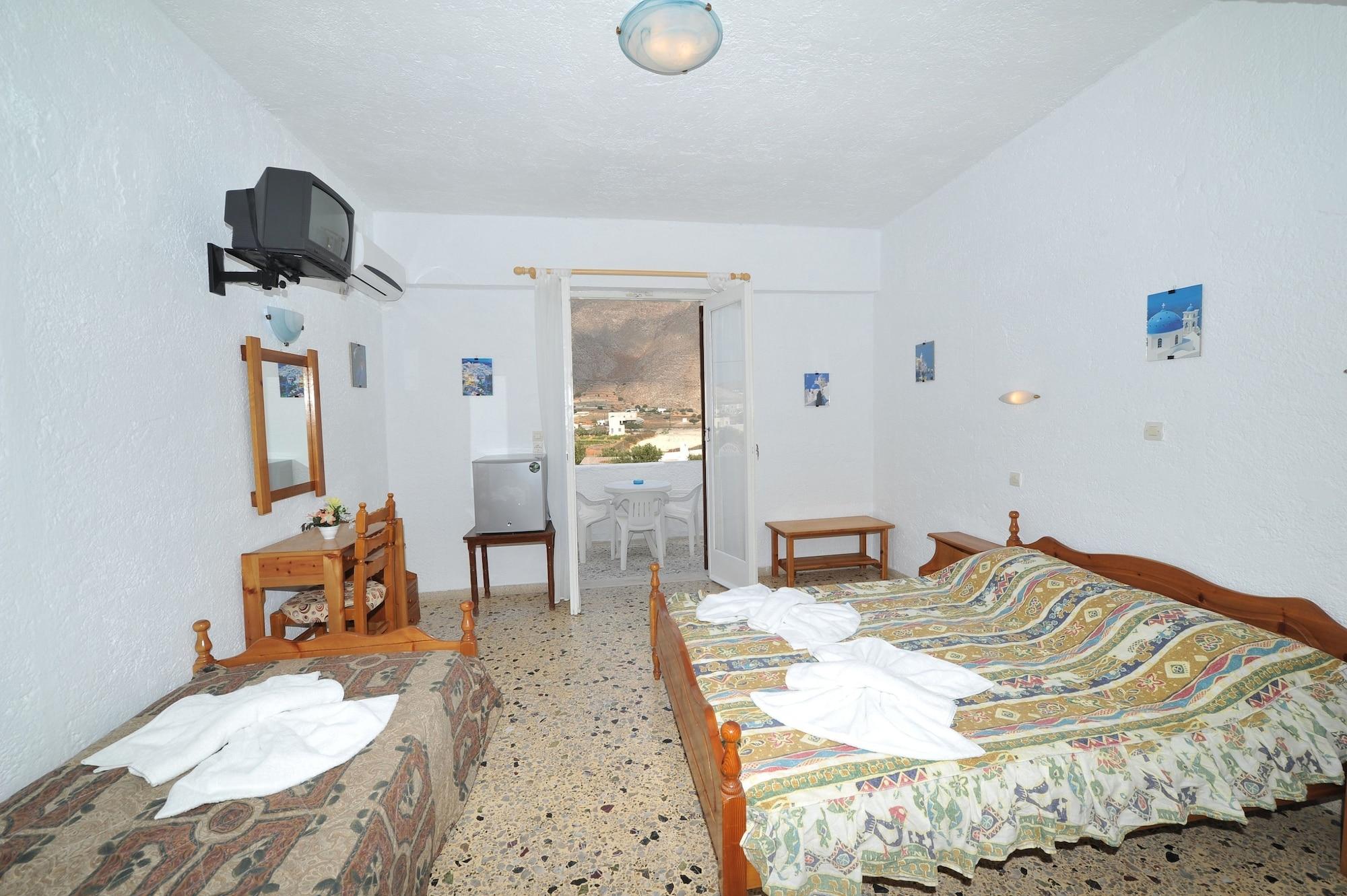 Santa Irini Hotel Perissa  Bagian luar foto