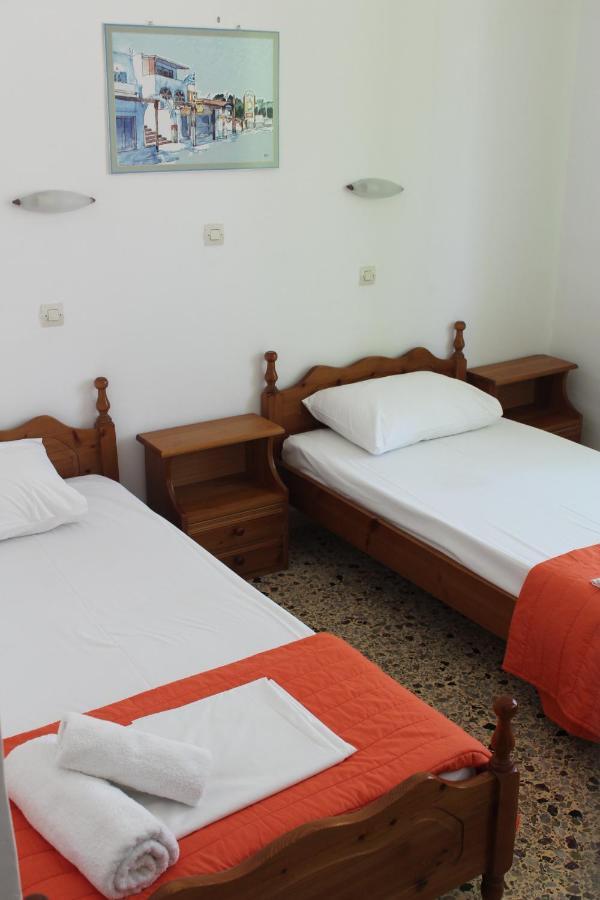 Santa Irini Hotel Perissa  Bagian luar foto