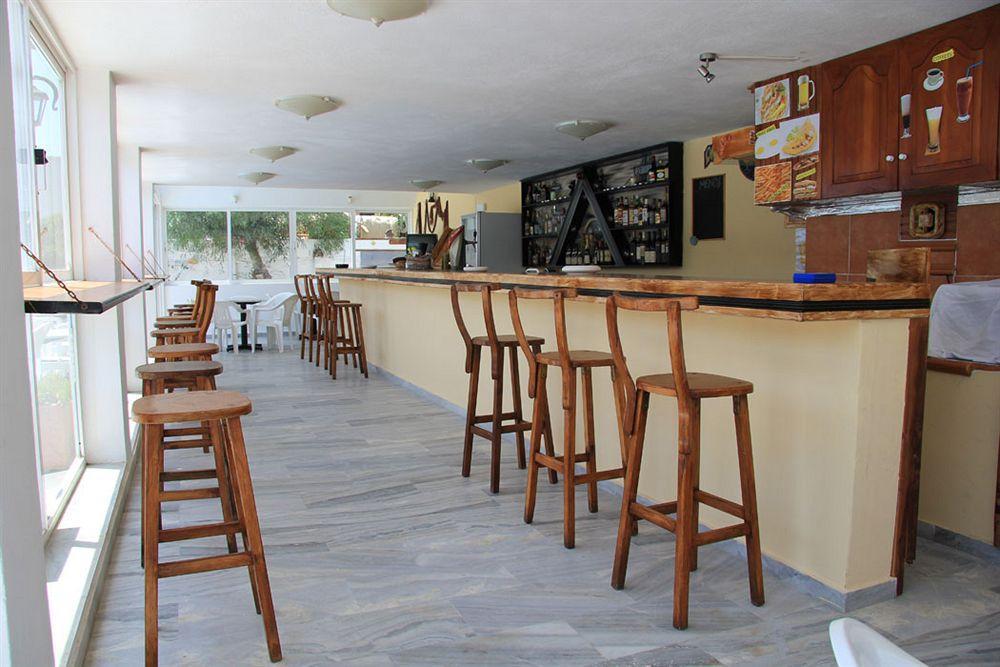 Santa Irini Hotel Perissa  Bagian luar foto