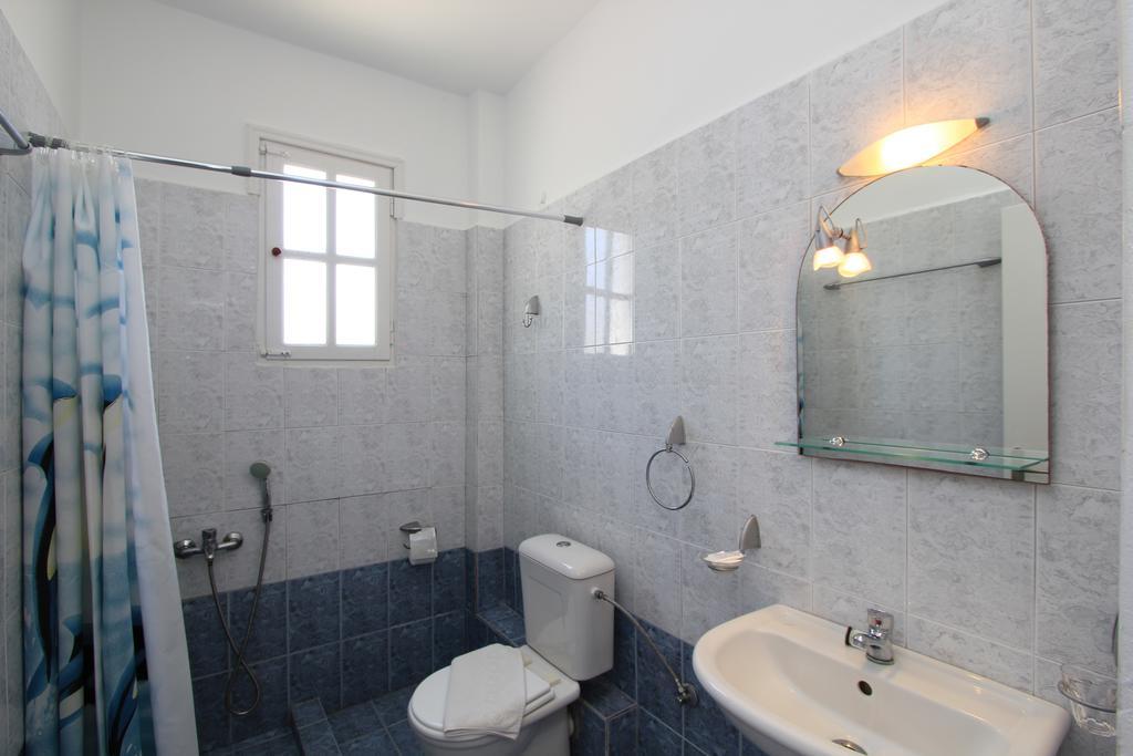 Santa Irini Hotel Perissa  Bagian luar foto